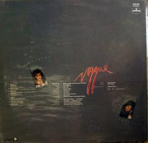 Back Cover Album Voggue - Voggue Back Cover Album Voggue - Voggue