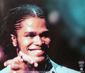 Back Cover Album Maxwell - MTV Unplugged Back Cover Album Maxwell - MTV Unplugged