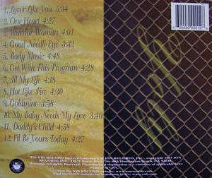 Back Cover Album Yoly - Urban Elegance