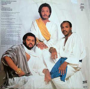 Back Cover Album Isley Jasper Isley - Caravan Of Love Back Cover Album Isley Jasper Isley - Caravan Of Love