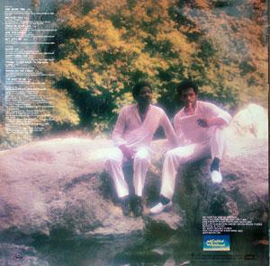 Back Cover Album Mcfadden And Whitehead - Movin' On Back Cover Album Mcfadden And Whitehead - Movin' On