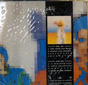 Back Cover Album Level 42 - True Colours