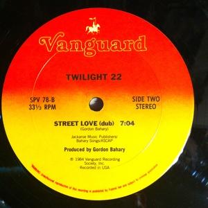 Back Cover Single Twilight 22 - Street Love
