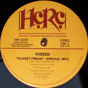 Back Cover Single Videeo - Closet Freak