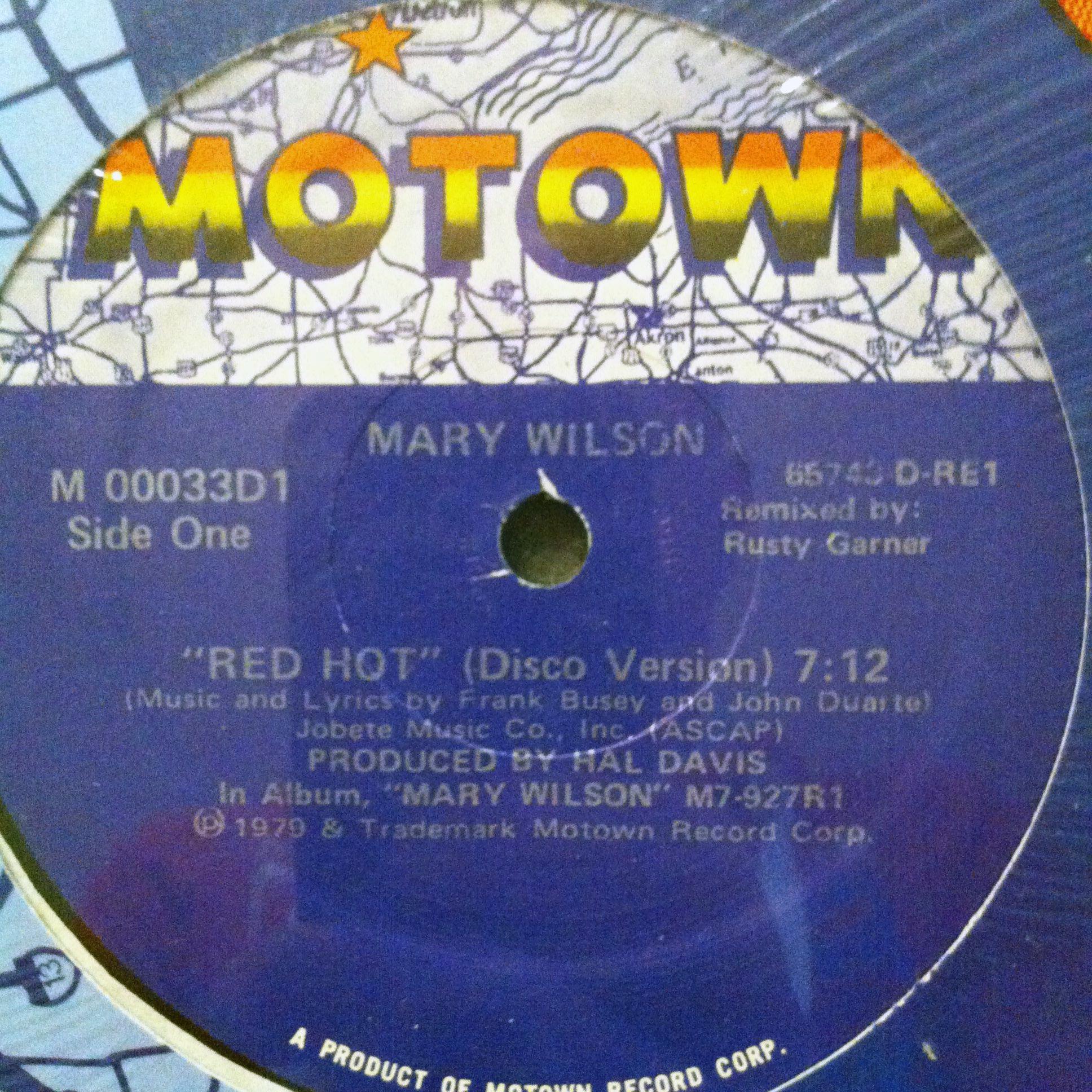 Front Cover Single Mary Wilson - Red Hot