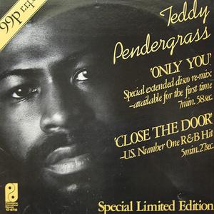 Single Cover Teddy - Close The Door Pendergrass